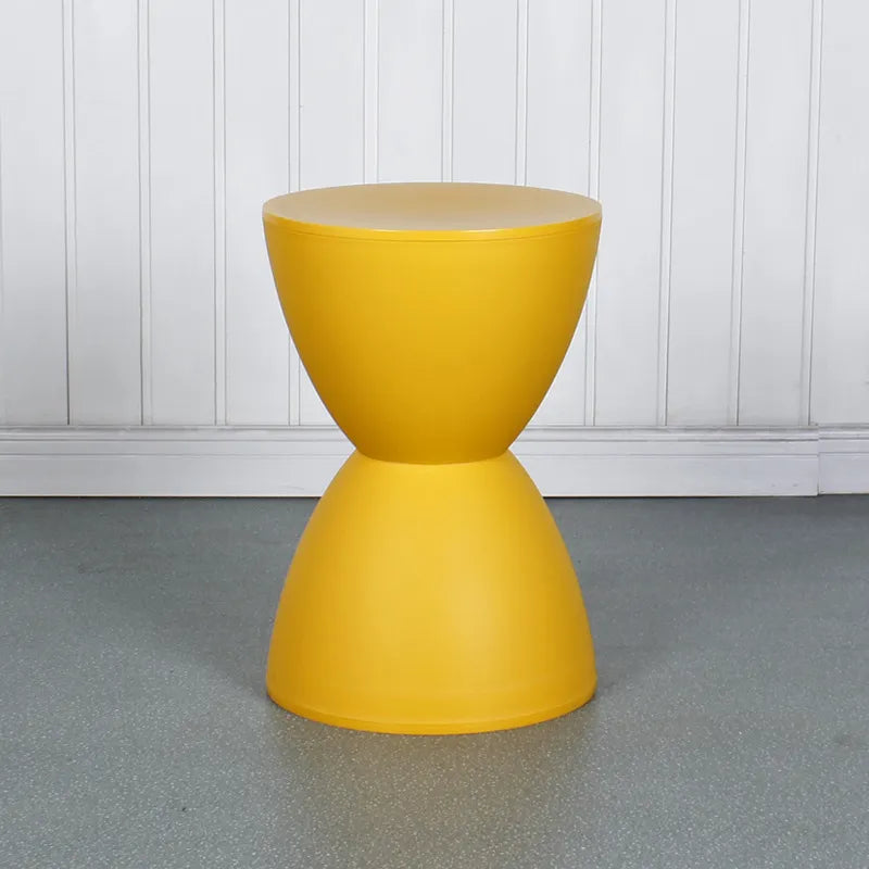 Nordic Curve Stool