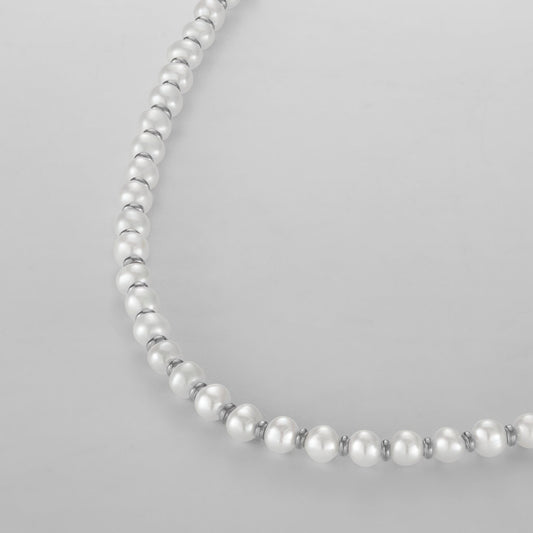 Classic Pearl Necklace