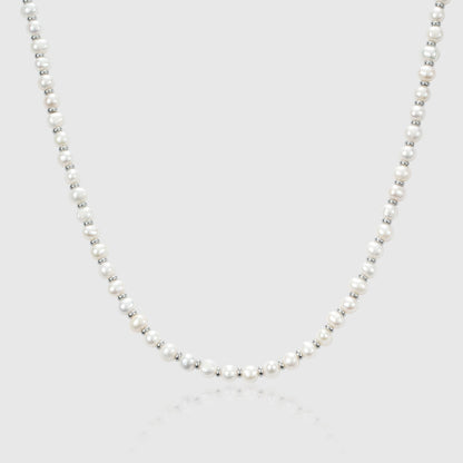 Classic Pearl Necklace