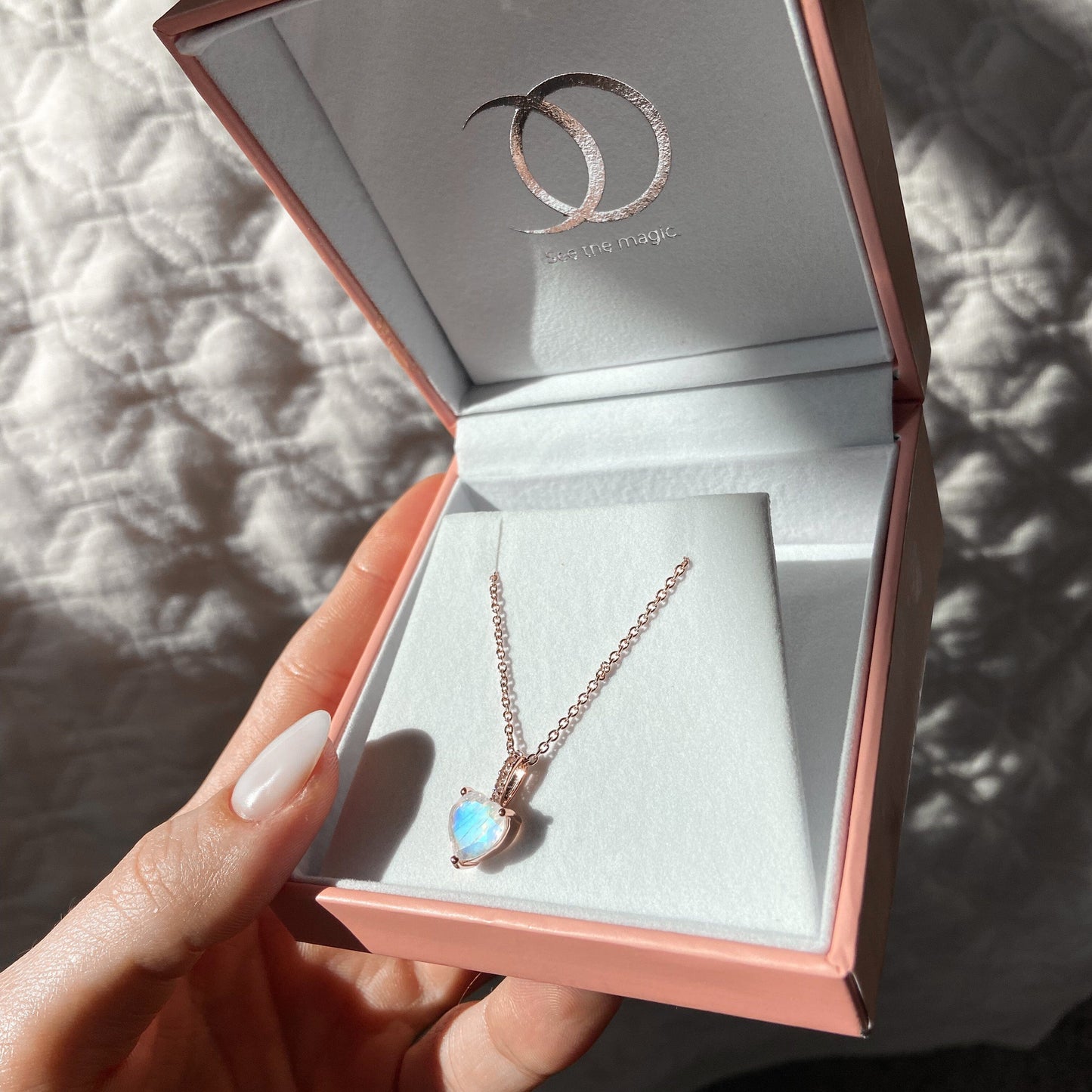 Coffret mystère - Cinq colliers/bracelets (d'une valeur allant jusqu'à 415 $)