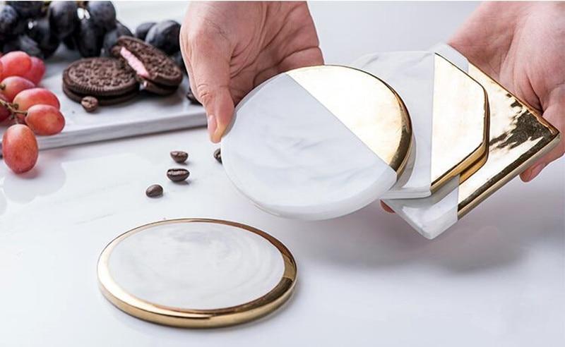 Dessous de verre en marbre blanc
