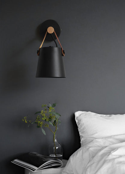 Applique murale nordique suspendue en bois