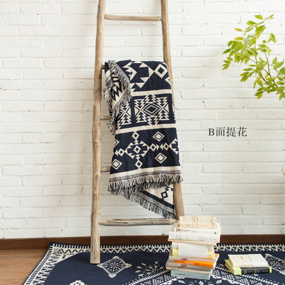 Couverture à motifs géométriques bohèmes