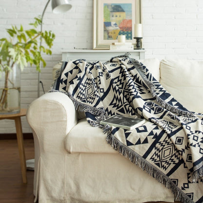 Couverture à motifs géométriques bohèmes