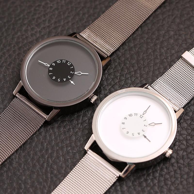 Minimal Metal Band Wristwatch