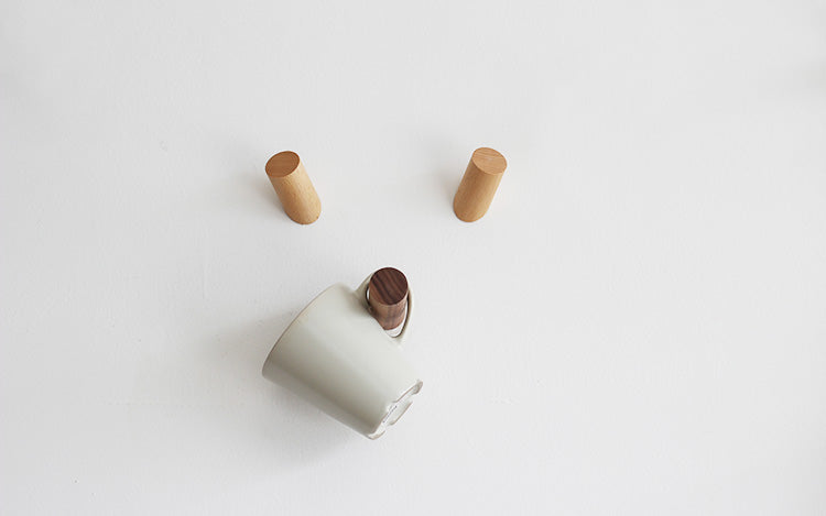 Patères minimalistes en bois