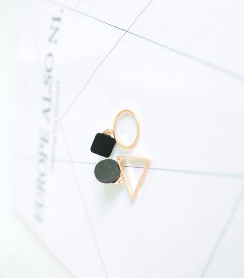 Asymmetric Black Earrings