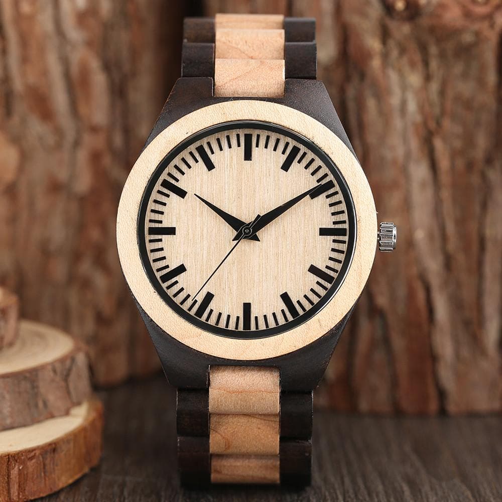 Montre entièrement en bois fabriquée à la main