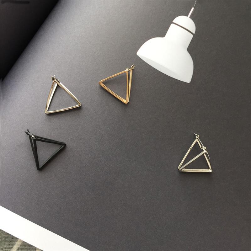 Boucles d'oreilles pyramidales géométriques
