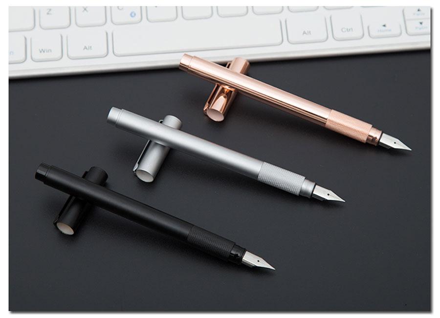 Stylo plume minimaliste en métal