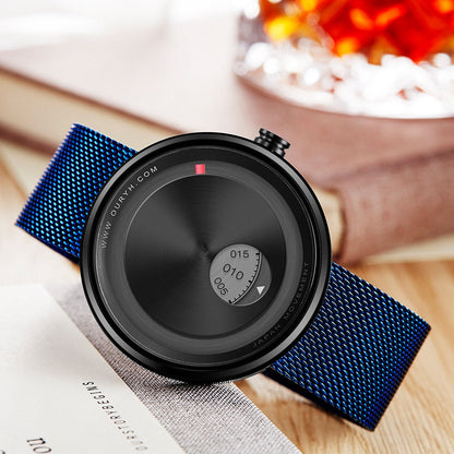Montre minimaliste à cadran en acier