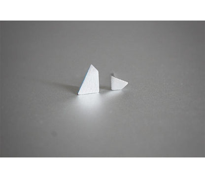 Boucles d'oreilles à tige polygonales abstraites