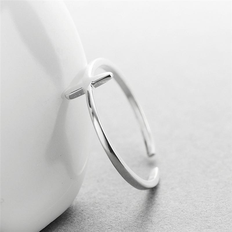 Bague croix minimaliste en argent sterling 925