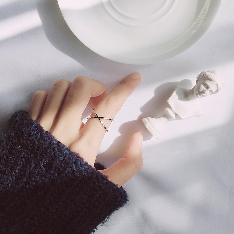 Bague minimaliste ouverte en argent sterling 925