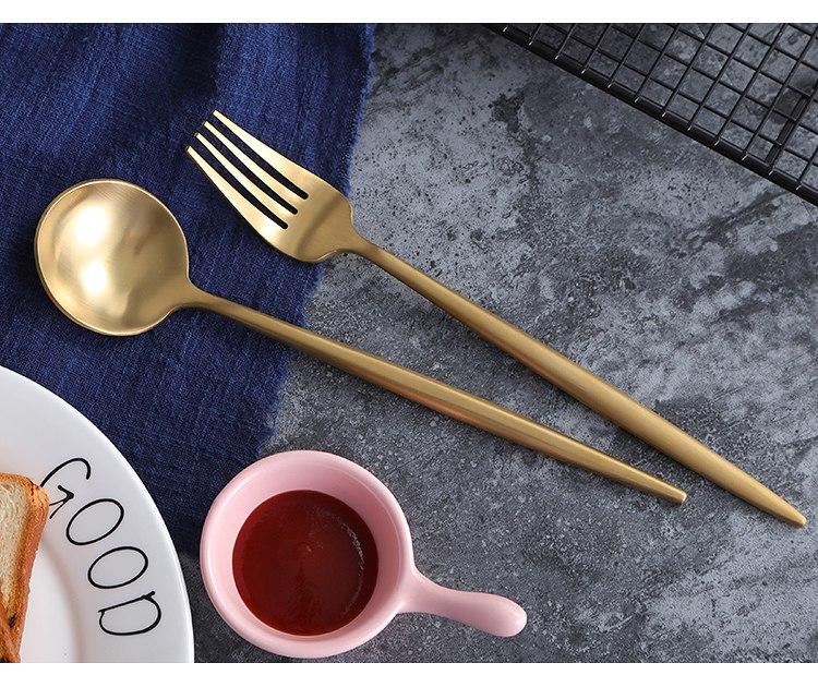 24pcs Minimalist Rose Gold Stainless Steel Cutlery Set