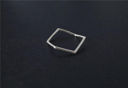 Bague minimaliste hexagonale géométrique irrégulière en argent sterling 925