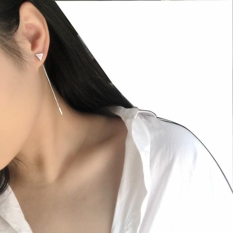 Boucles d'oreilles pendantes minimalistes modernes en forme de triangle et de tige