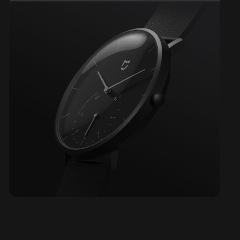 The Dubai- Minimalist Smart Watch with Pedometer, Automatic Time Calibration, and Vibration Reminder