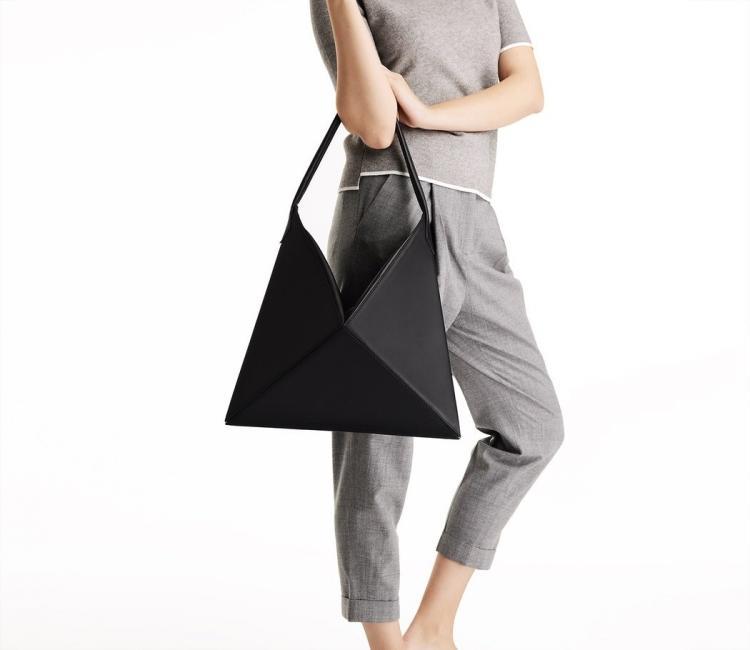 Minimalist Origami Inspired Shoulder Bag | Minimalist Origami Tote Bag