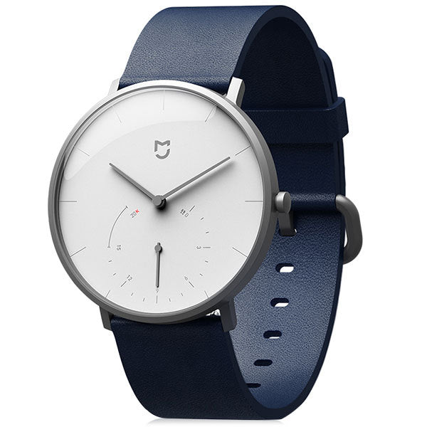 The Dubai- Minimalist Smart Watch with Pedometer, Automatic Time Calibration, and Vibration Reminder