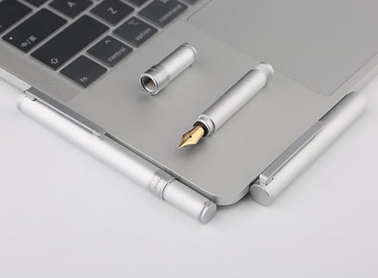 Stylo plume moderne minimaliste en aluminium