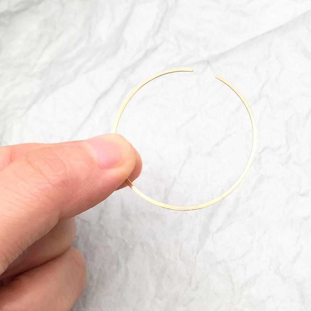 Minimalist Incomplete Circle Earring