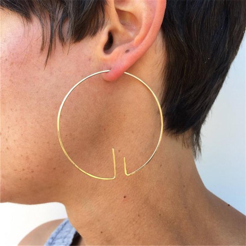 Boucles d'oreilles créoles minimalistes faites à la main