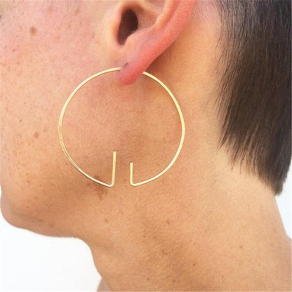 Boucles d'oreilles créoles minimalistes faites à la main