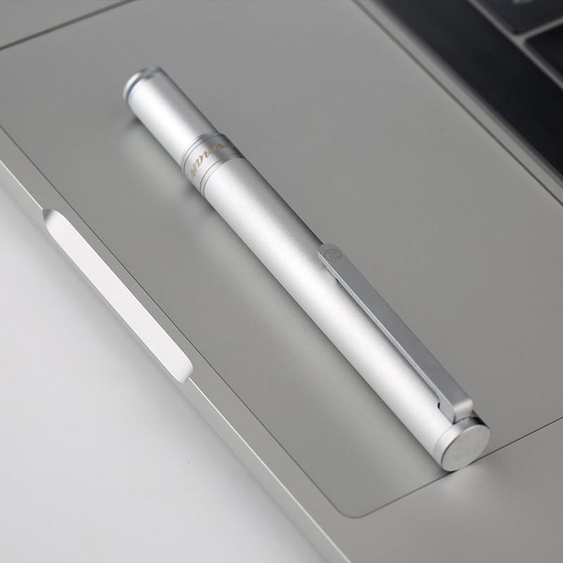 Stylo plume moderne minimaliste en aluminium