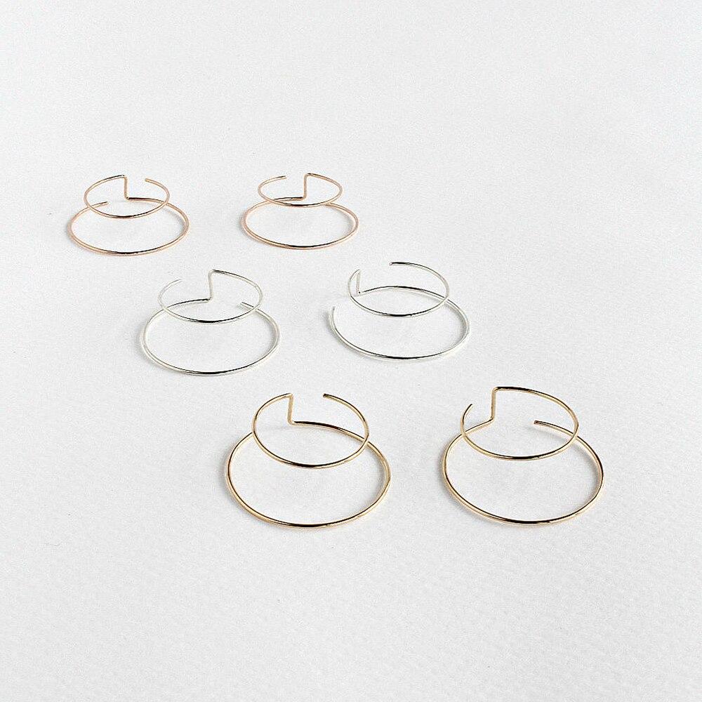 Boucles d'oreilles minimalistes à double anneau faites à la main